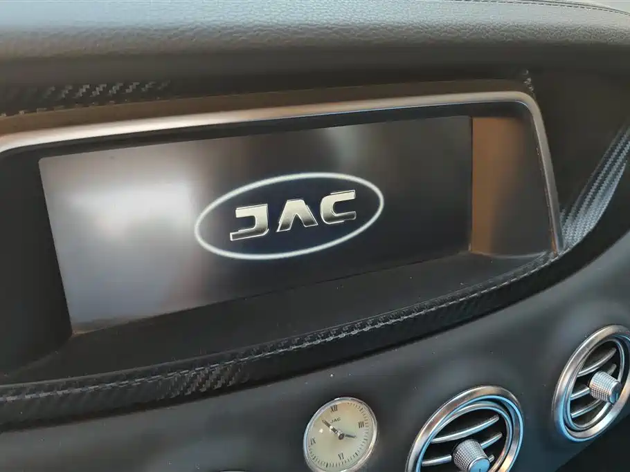 JAC Refine S7 2019 — фото 13