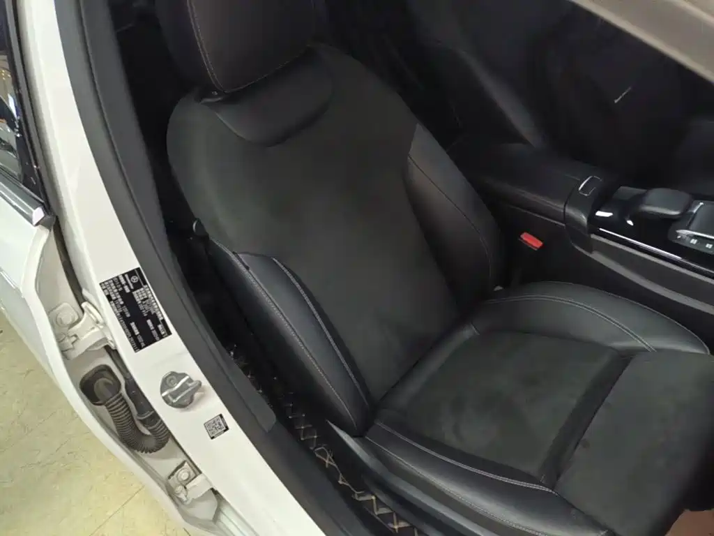 Mercedes-Benz A-Class 2022 — фото 25