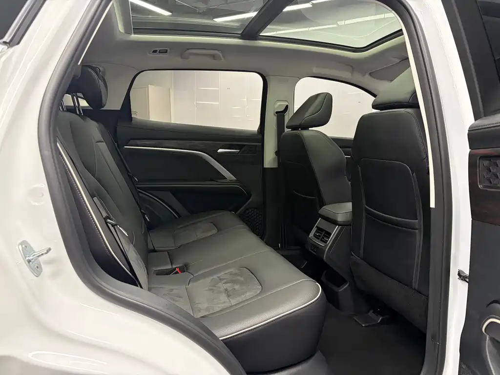 Haval H6 2023 — фото 14