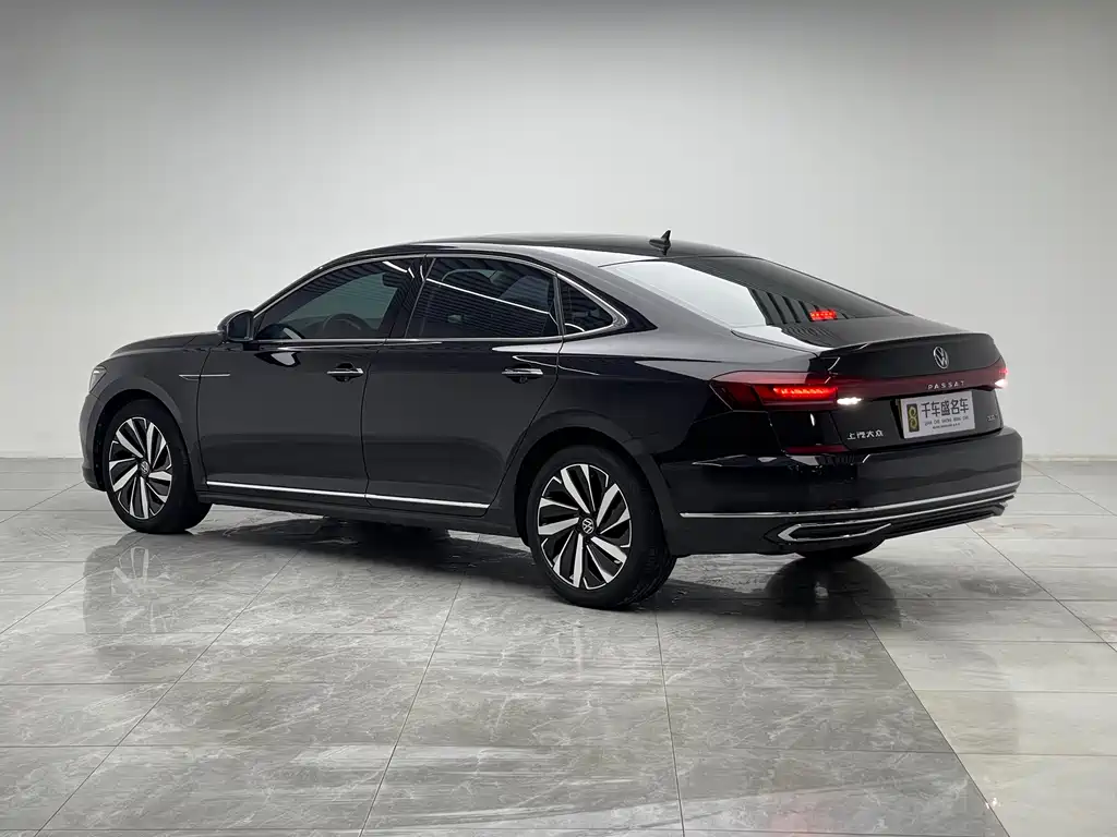 Volkswagen Passat 2022