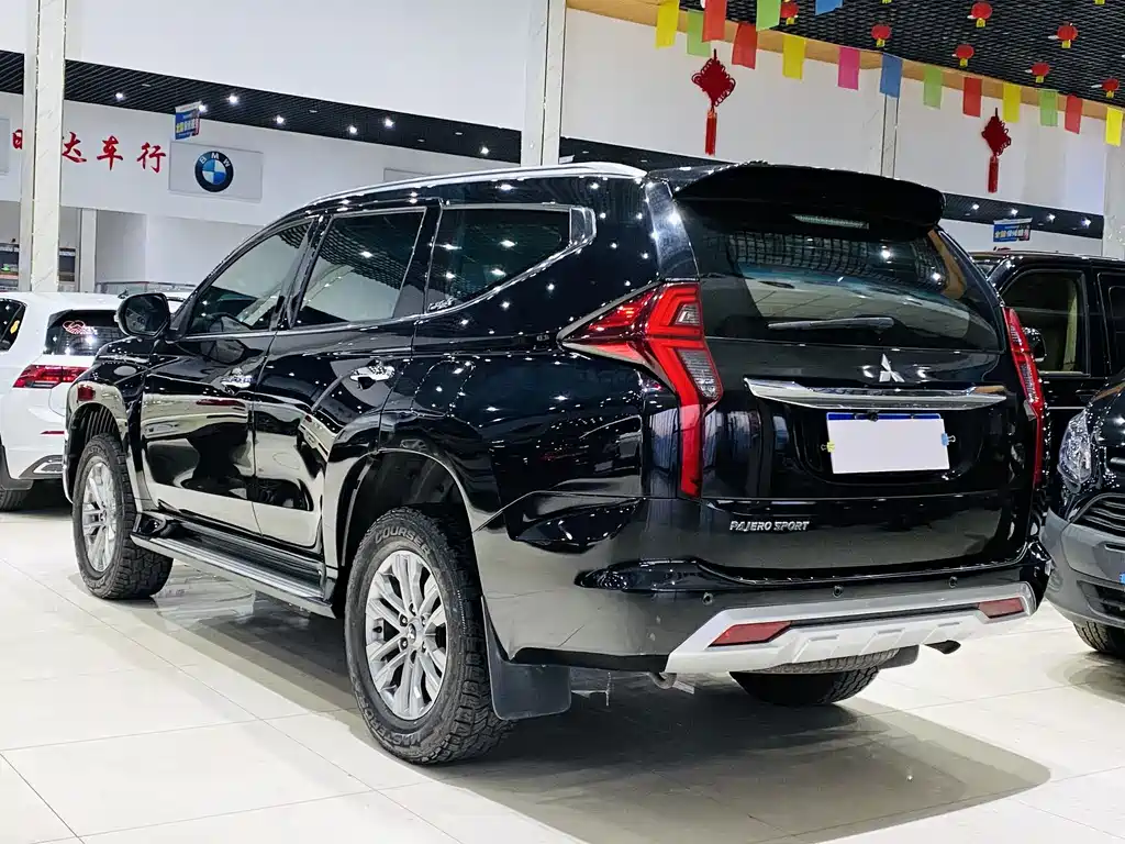 Mitsubishi Pajero Sport 2020 — фото 17