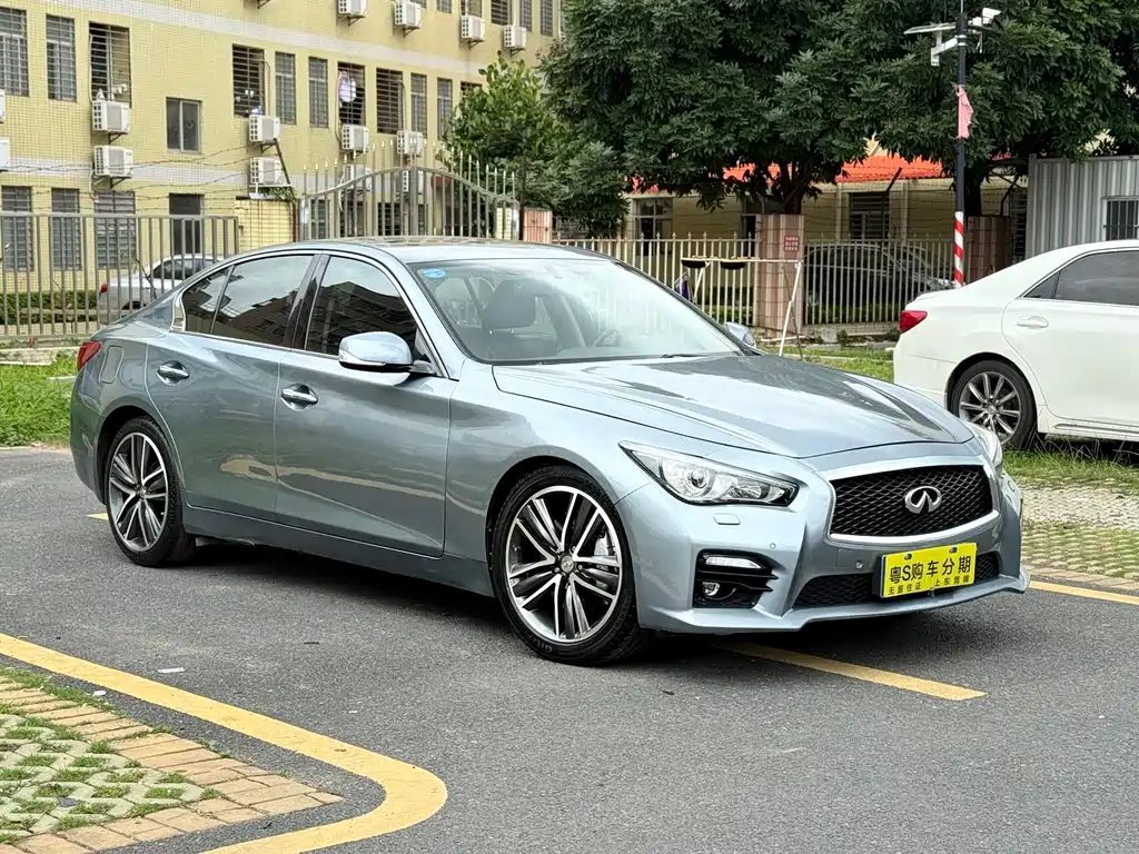 Infiniti Q50 2015 — фото 2