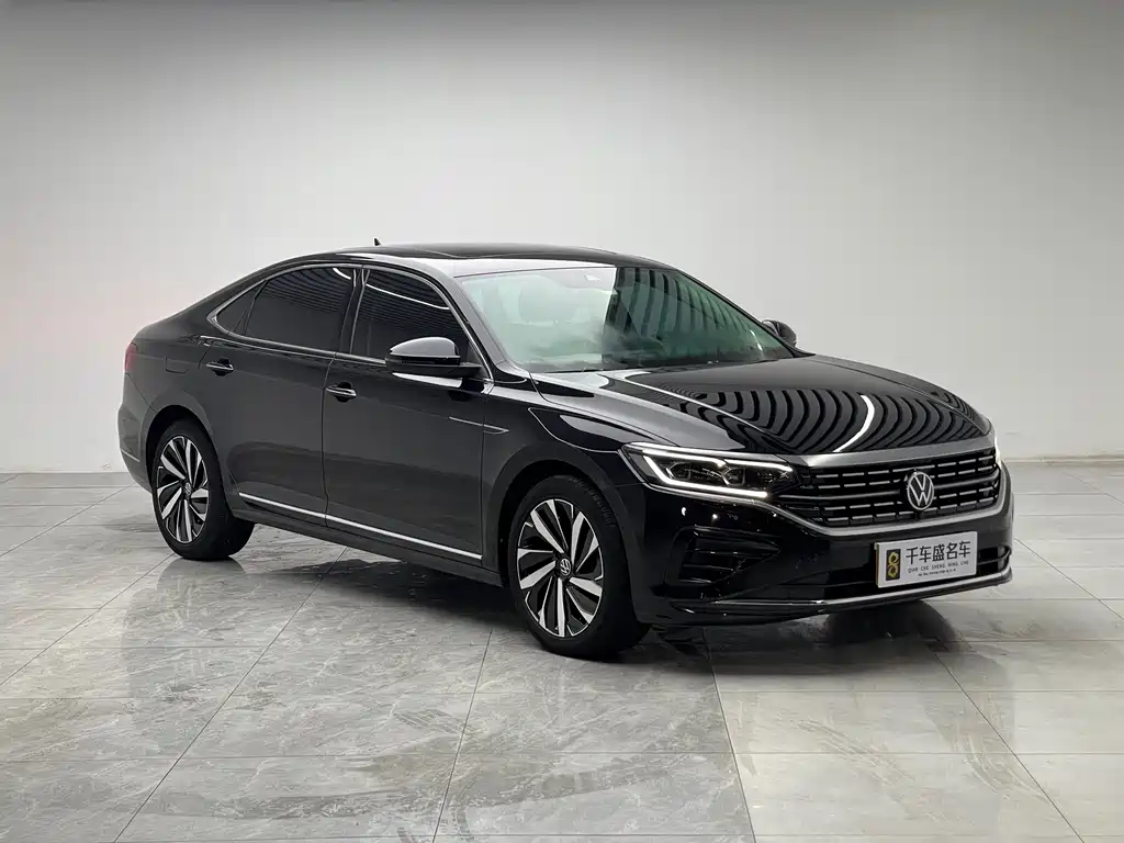 Volkswagen Passat 2022