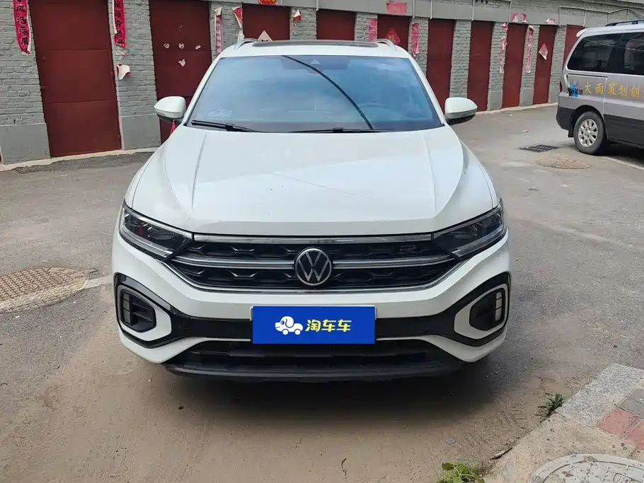 Volkswagen T-Roc 2024