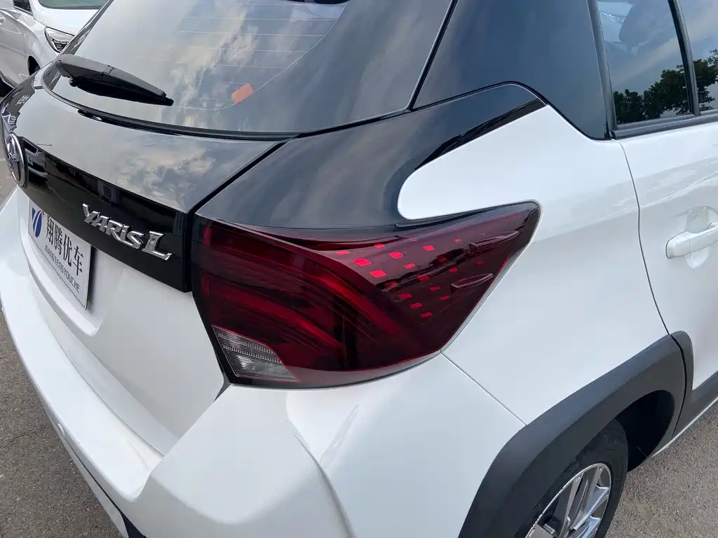 Toyota Yaris L 2020 — фото 20