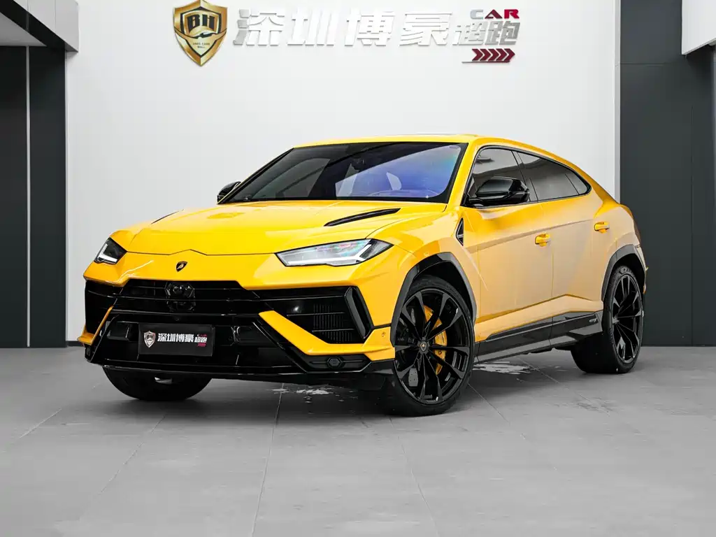 Lamborghini Urus 2023 — фото 1