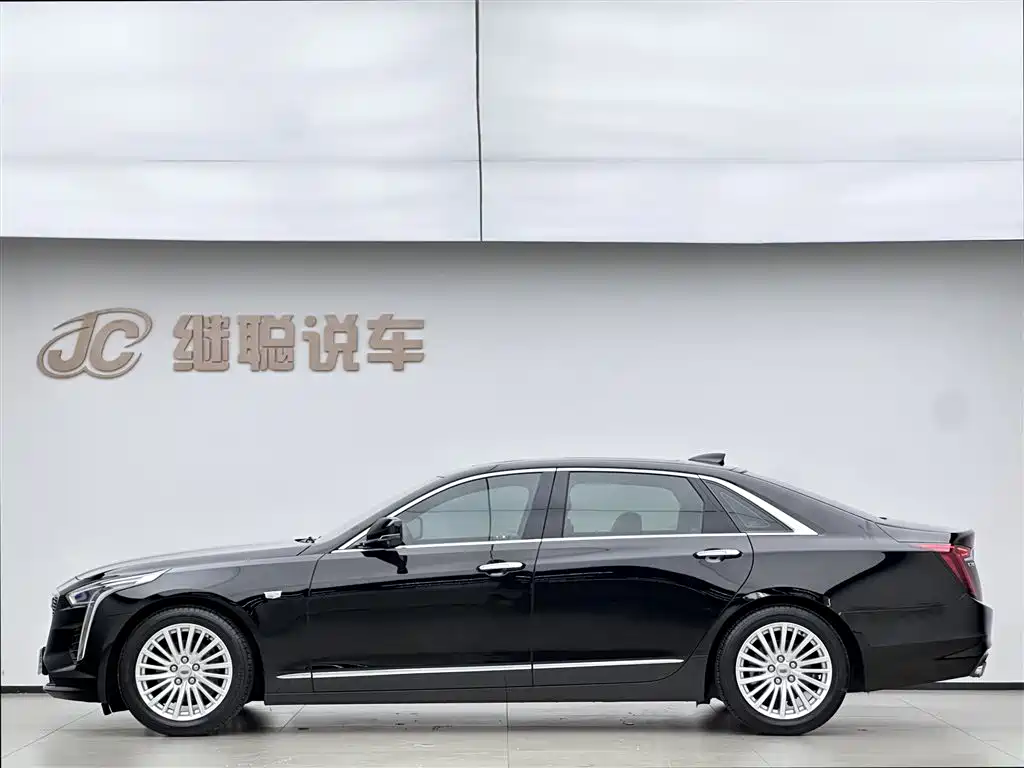 Cadillac CT6 2022 — фото 3