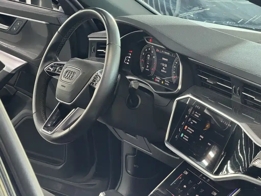 Audi A6L 2022 — фото 11