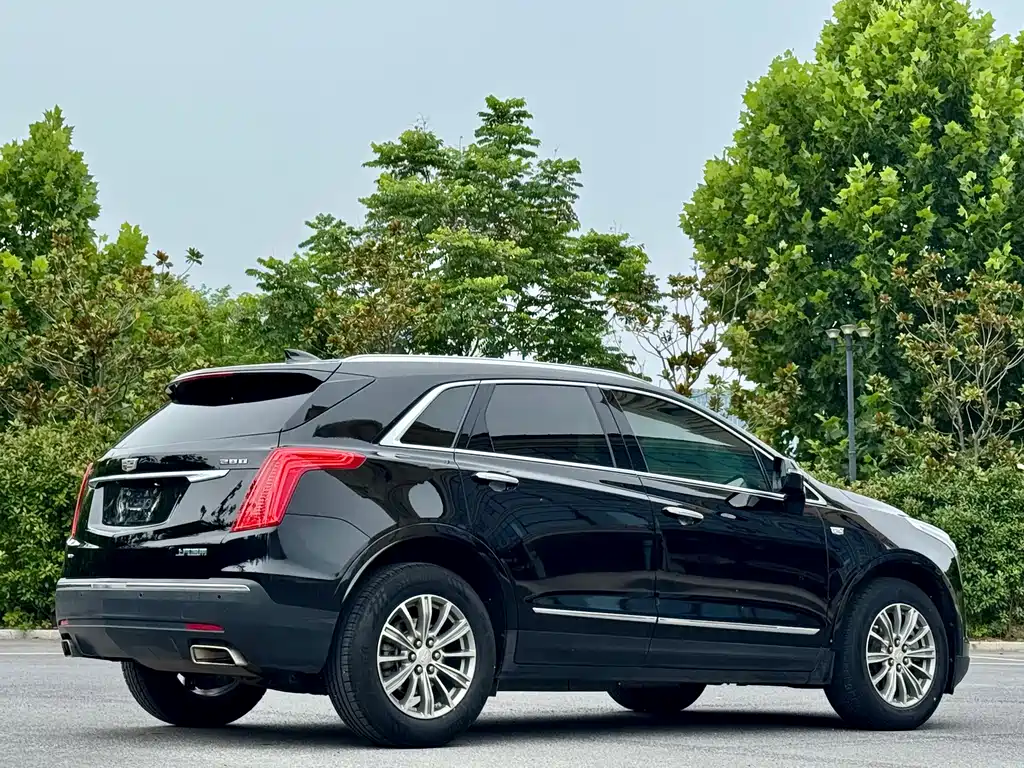 Cadillac XT5 2016 — фото 7