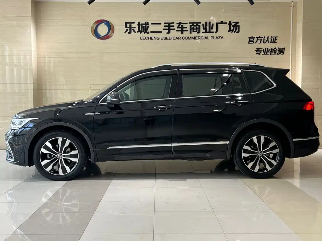 Volkswagen Tiguan L 2021 — фото 4