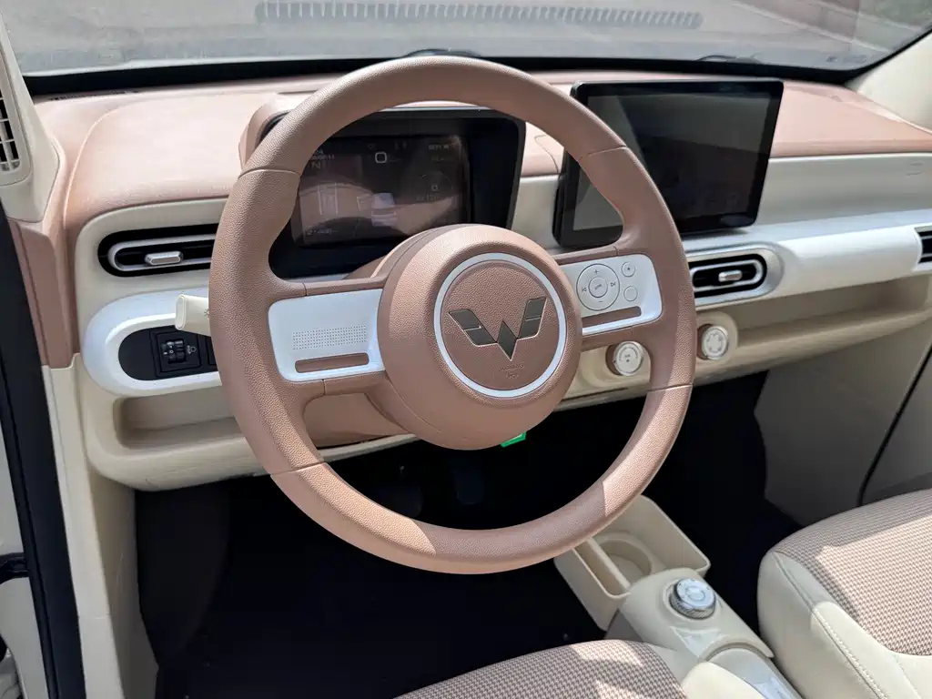 Wuling MINIEV 2024
