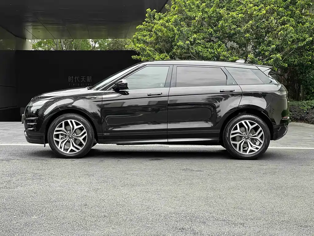 Land Rover Evoque 2022 — фото 8