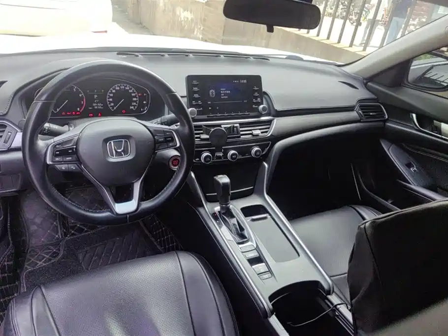 Honda Inspire 2021 — фото 12