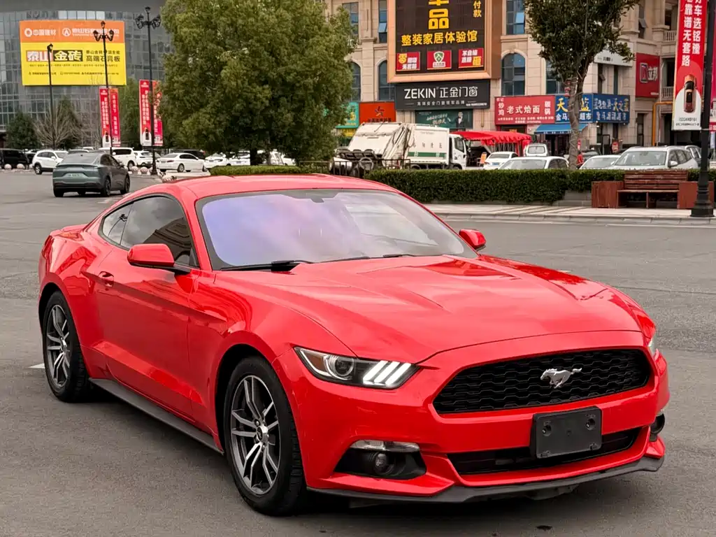 Ford Mustang 2017 — фото 6