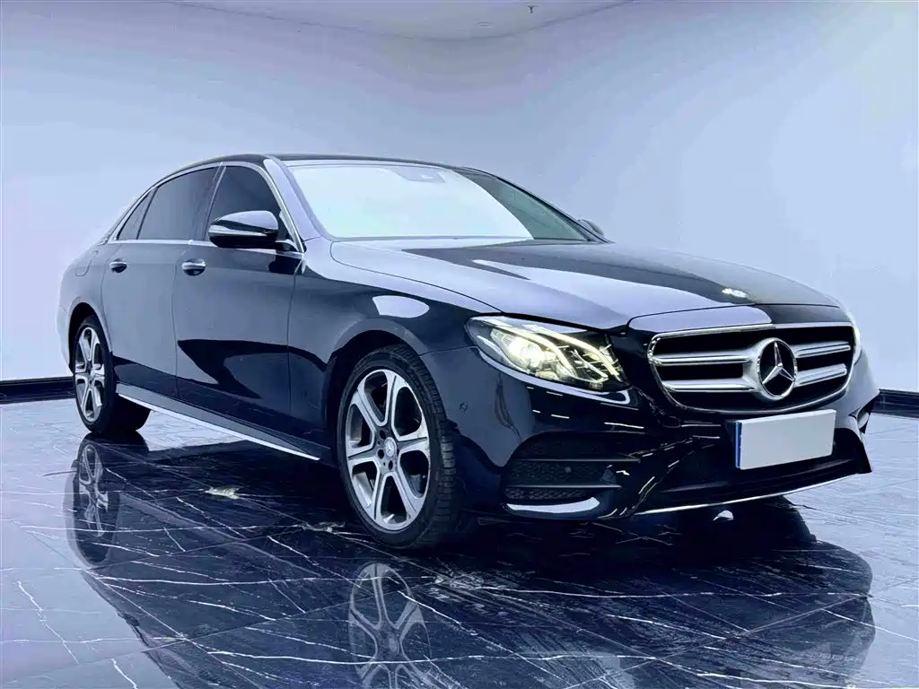 Mercedes-Benz E-Class 2017 — фото 3