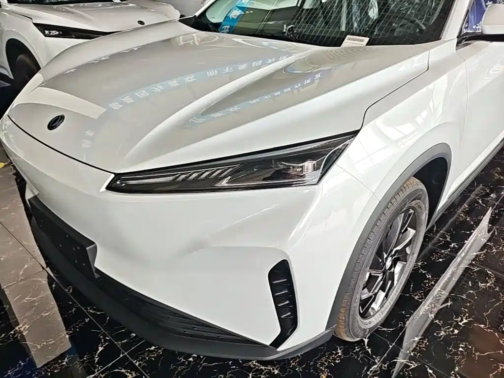 Dongfeng Aeolus SKY 2025 — фото 18