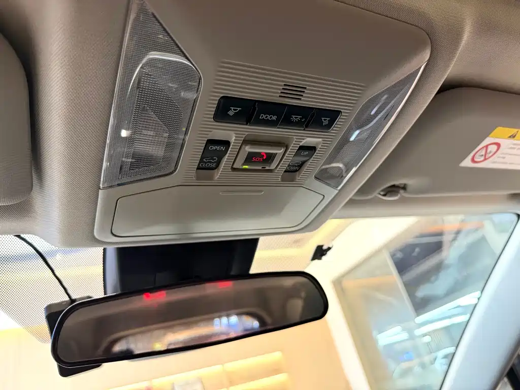 Toyota Wildlander 2022 — фото 11