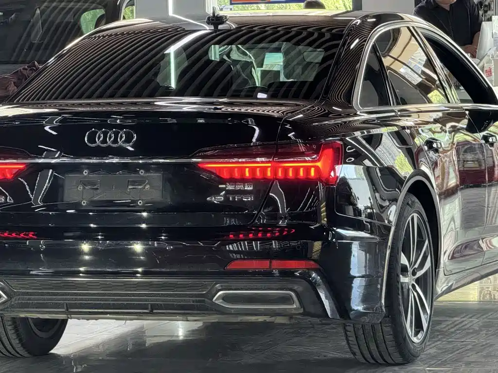 Audi A6L 2022 — фото 8