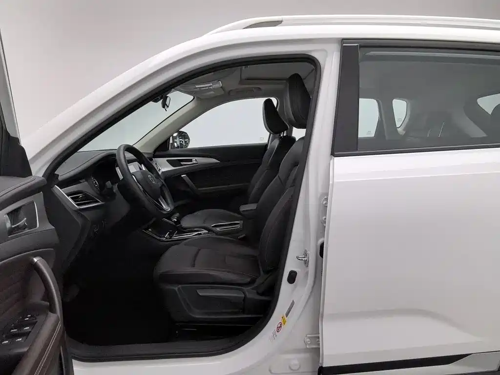 Changan CS35PLUS 2020 — фото 10