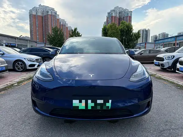 Tesla Model Y 2022
