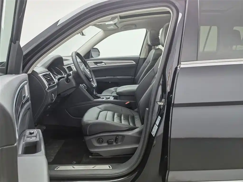 Volkswagen Teramont 2019 — фото 10