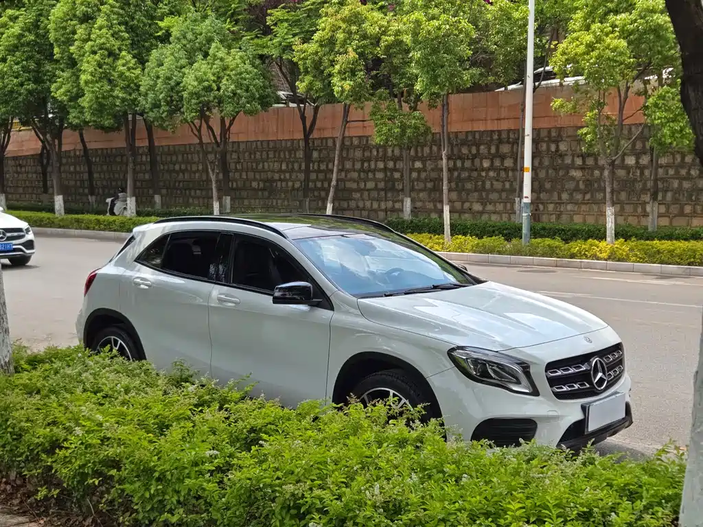 Mercedes-Benz GLA 2018 — фото 3