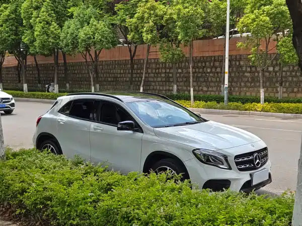 Mercedes-Benz GLA 2018