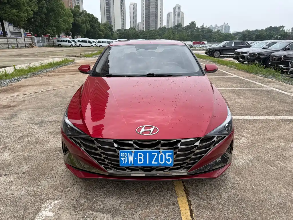 Hyundai Elantra 2021 — фото 2