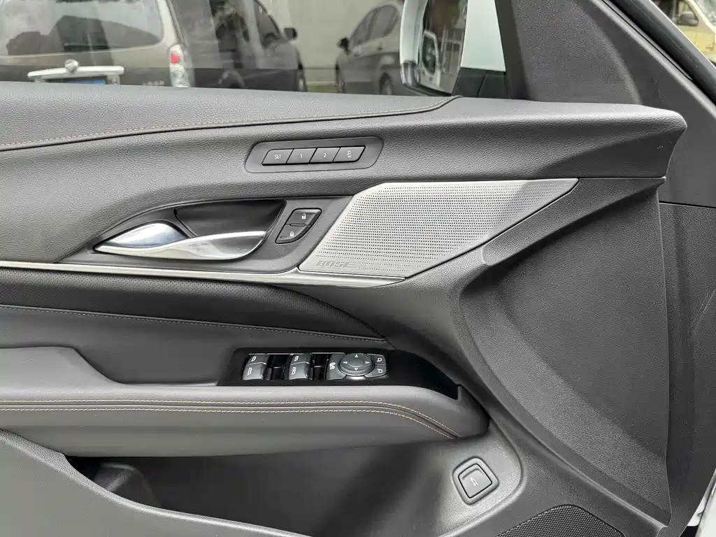 Cadillac CT4 2021 — фото 12