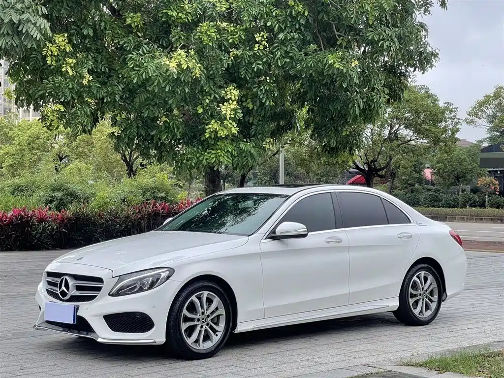 Mercedes-Benz C-Class 2018