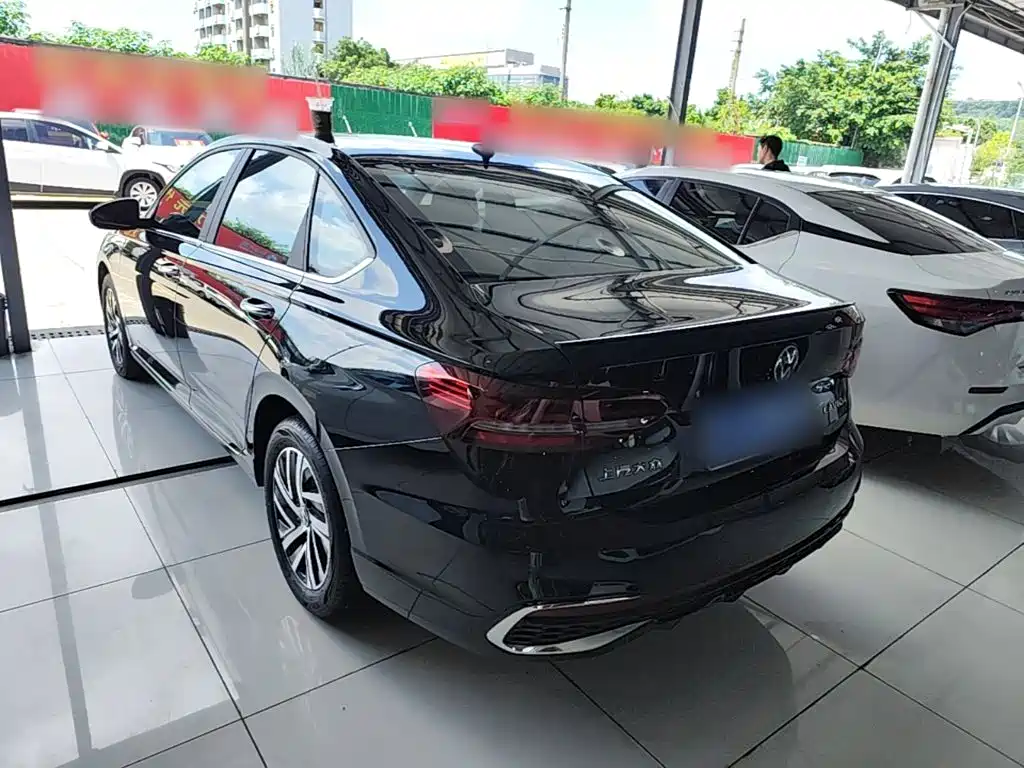 Volkswagen Lavida 2025
