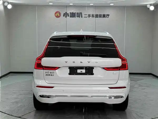 Volvo XC60 Plug-In Hybrid 2024