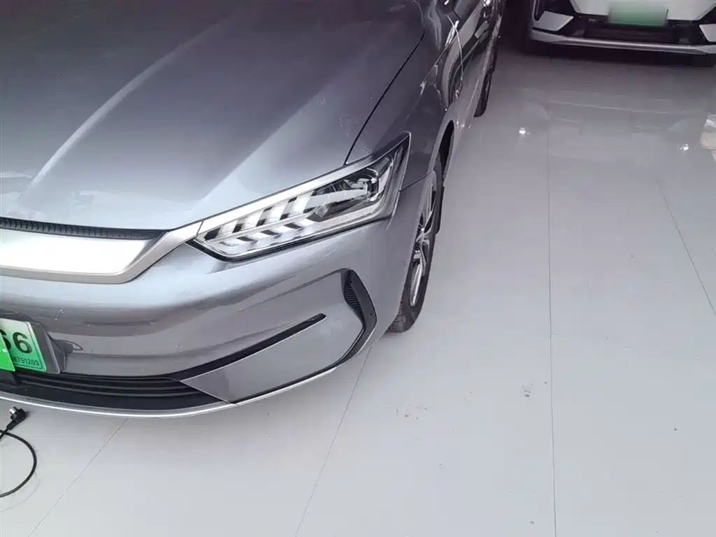 BYD Qin PLUS 2023 — фото 24