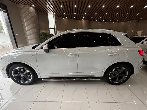 Audi Q3 2022