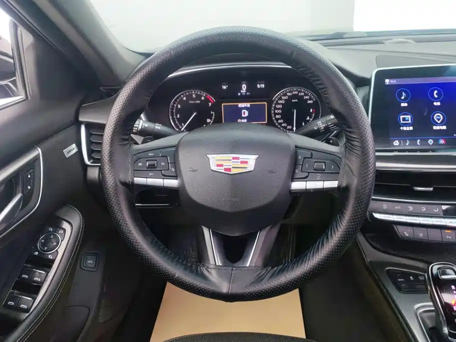 Cadillac CT5 2023 — фото 15
