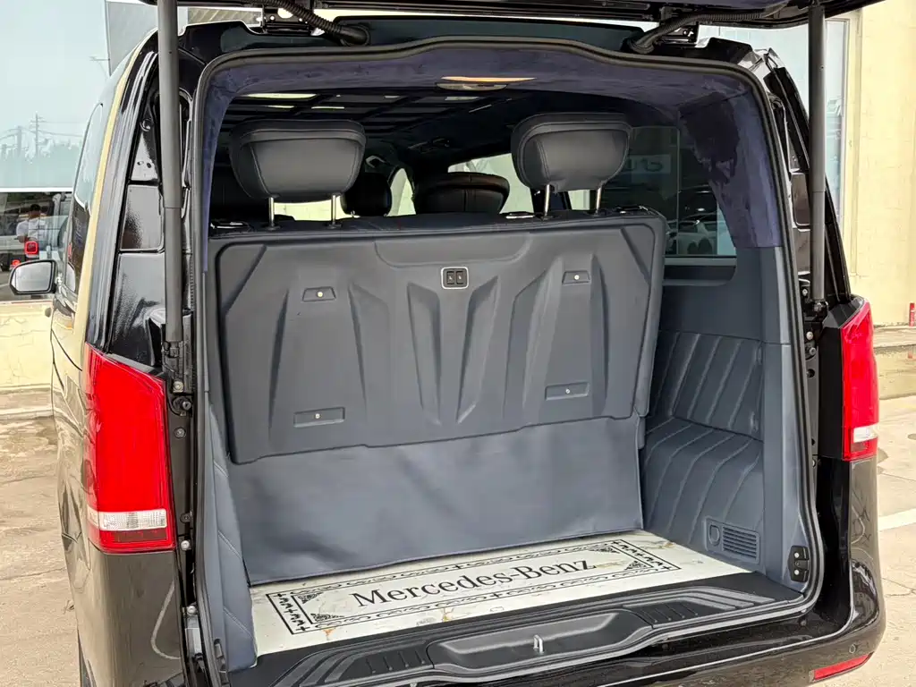 Mercedes-Benz Vito 2022 — фото 15