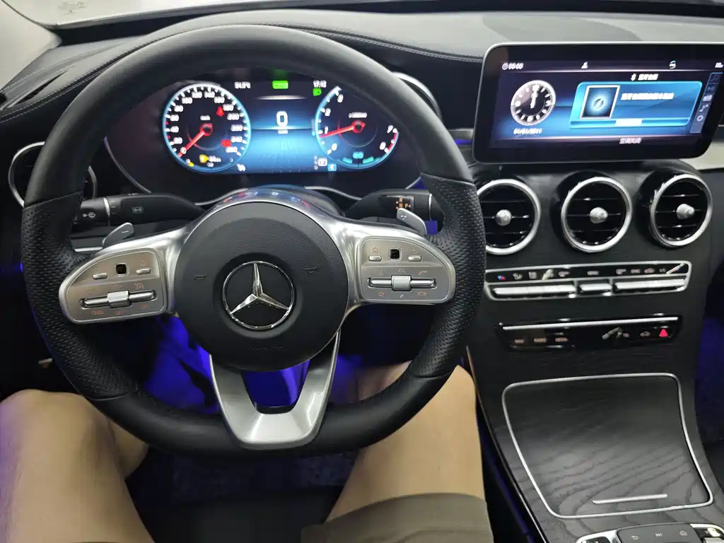 Mercedes-Benz C-Class 2020 — фото 16