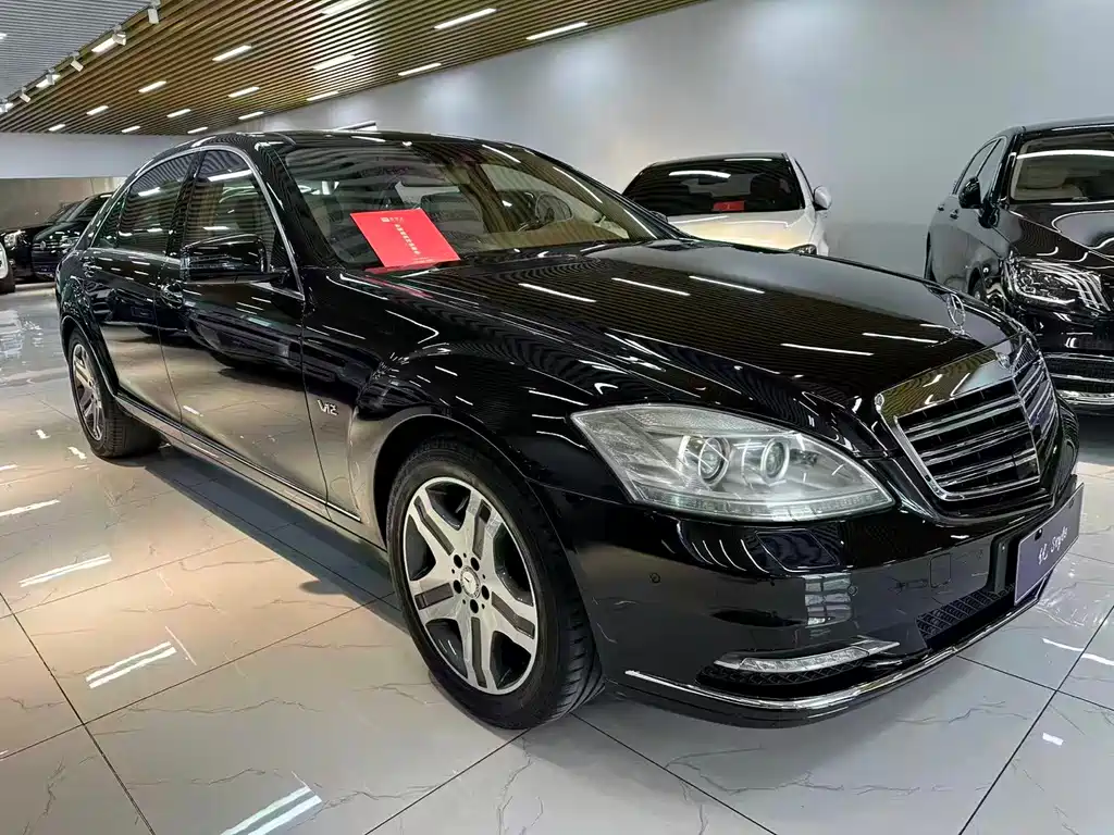Mercedes-Benz S-Class 2011 — фото 1