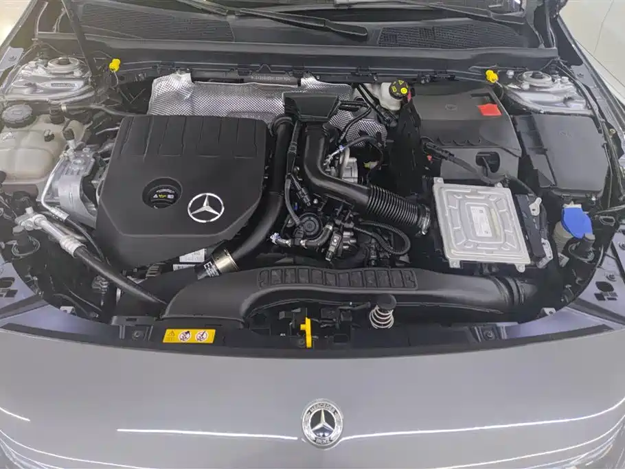 Mercedes-Benz A-Class 2022 — фото 10