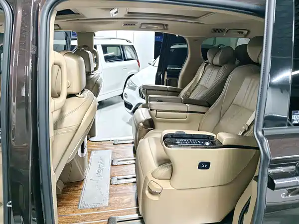 Buick GL8 2021