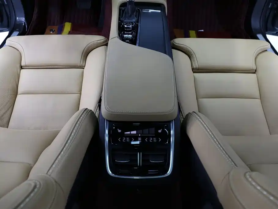 Volvo V90 2017 — фото 10