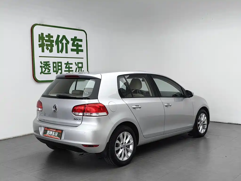 Volkswagen Golf 2010