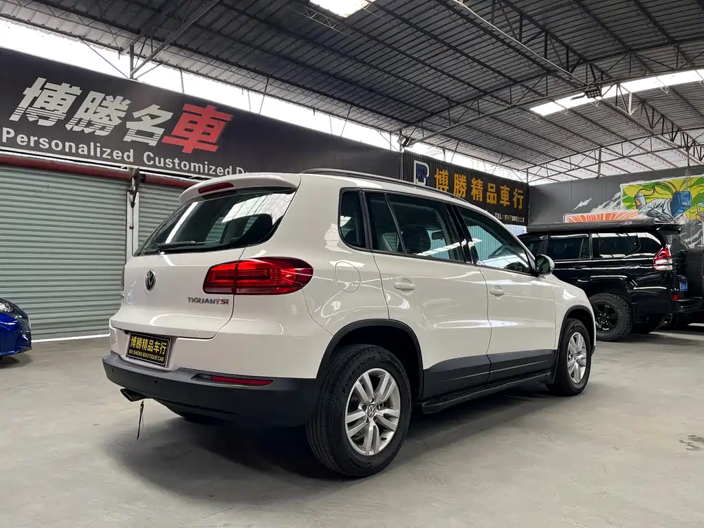 Volkswagen Tiguan 2015 — фото 7