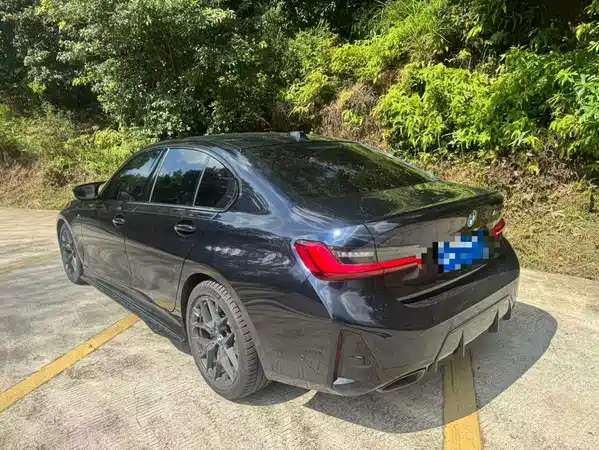 BMW 3 Series 2025