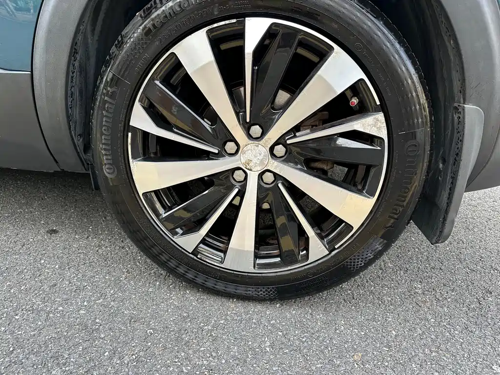 Peugeot 5008 2017 — фото 19