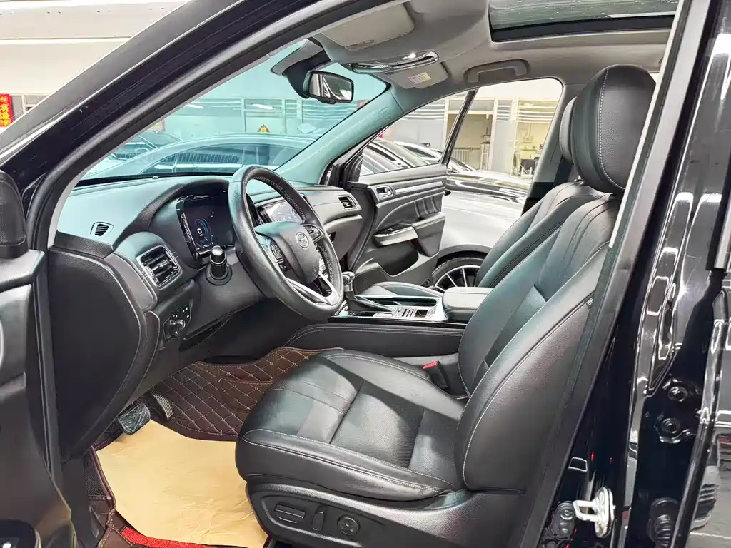 GAC Motor Trumpchi GS8 2021 — фото 7