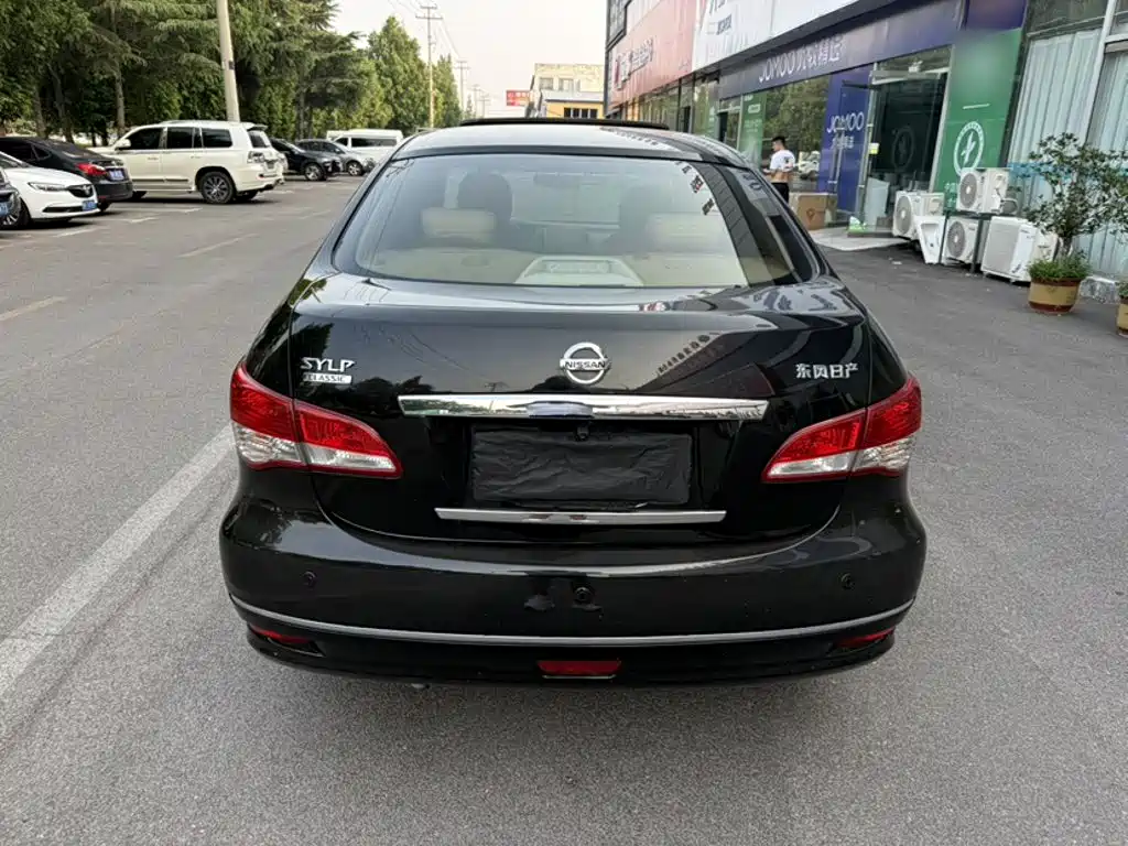 Nissan Sylphy 2018 — фото 23