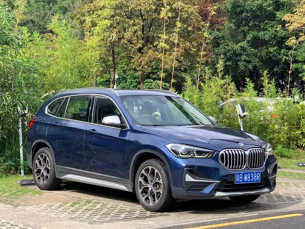 BMW X1 2022 — фото 3