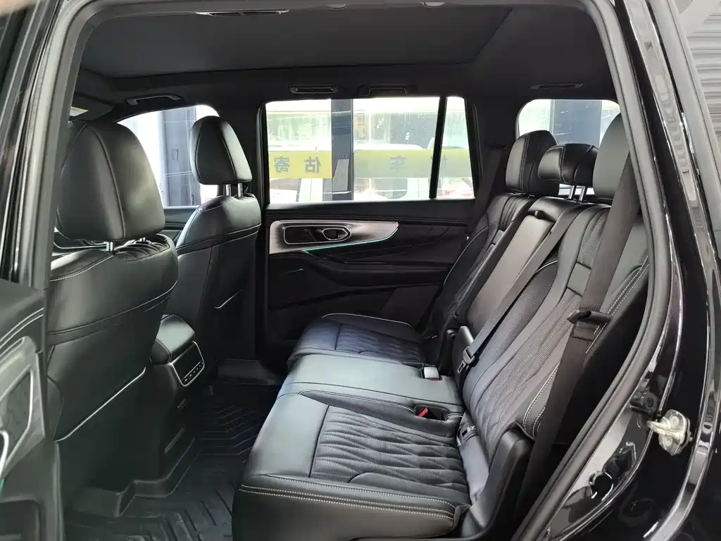 GAC Motor Trumpchi GS8 2023 — фото 8
