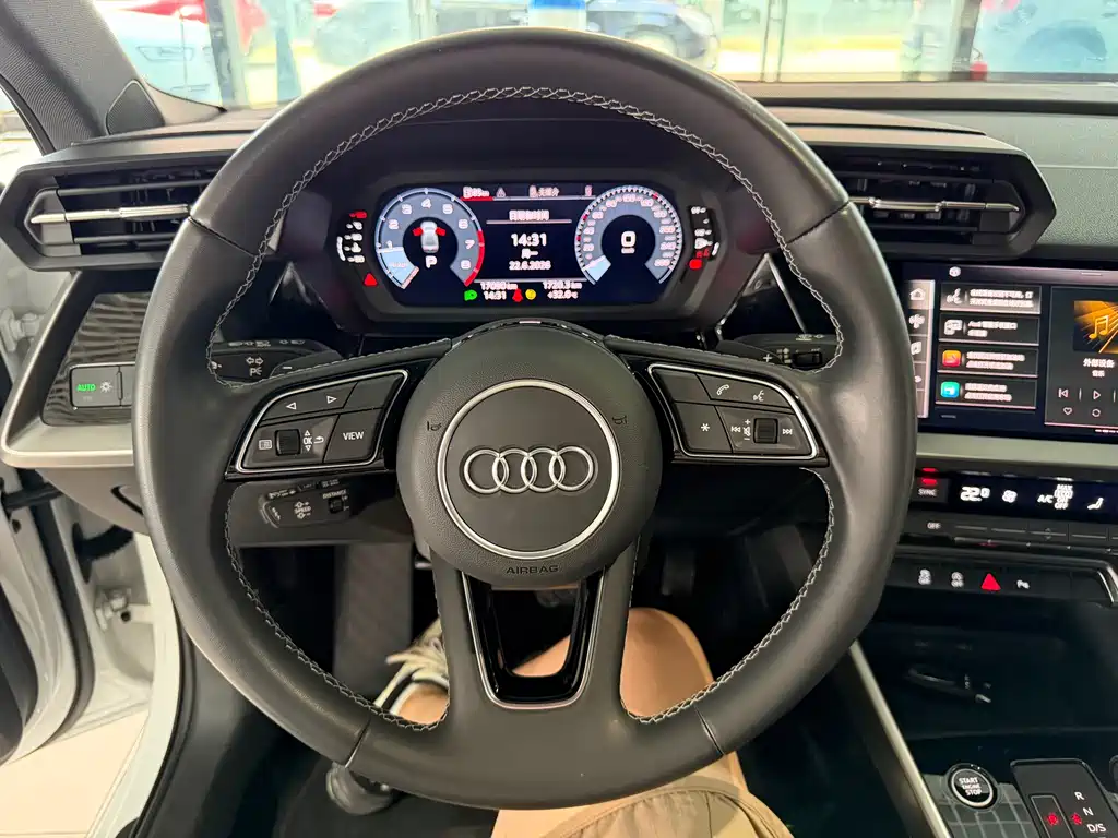 Audi A3 2022 — фото 12